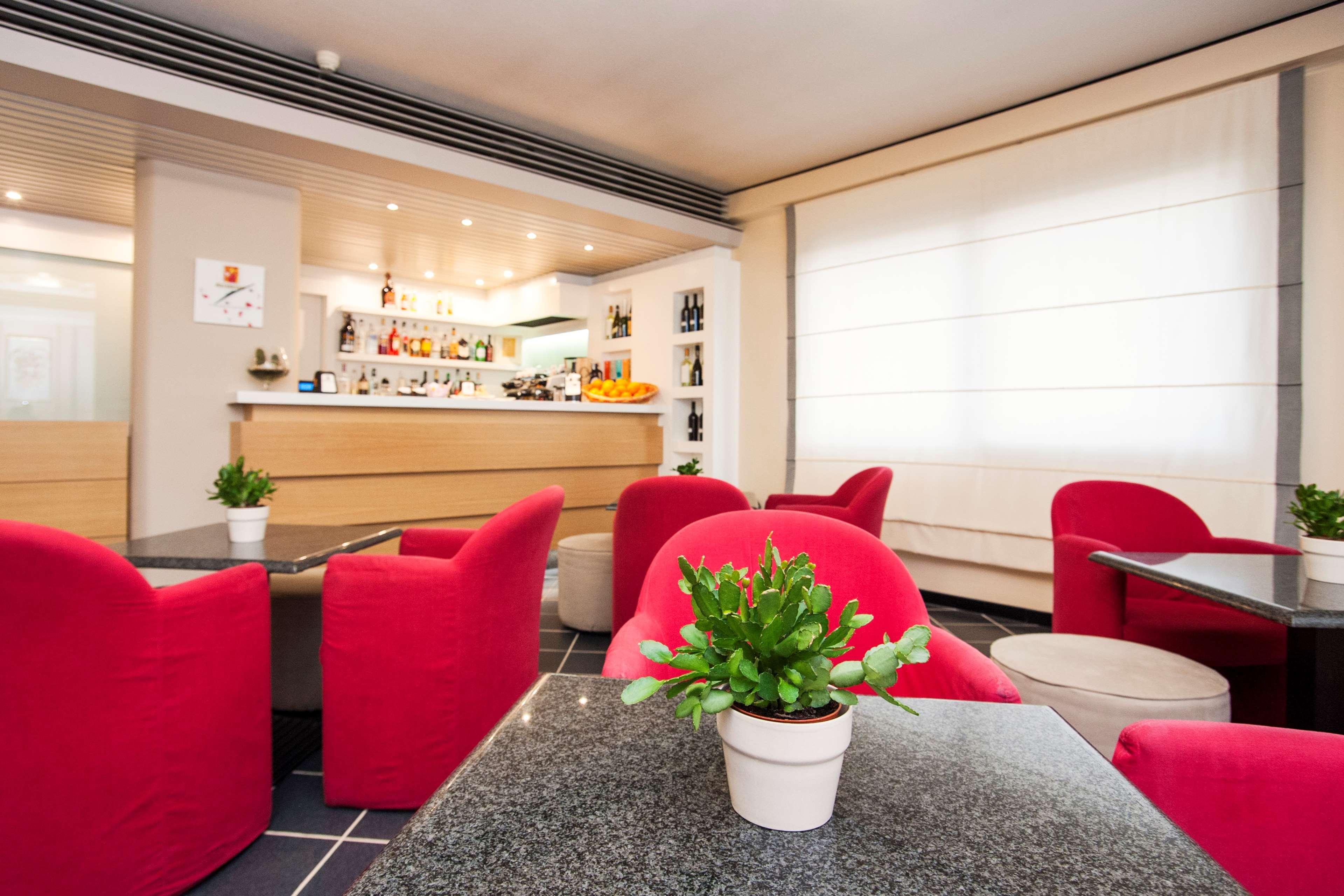 Best Western Hotel Residence Italia Quartu SantʼElena Екстериор снимка